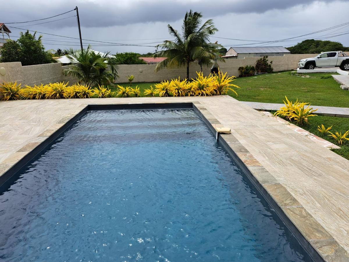 Ferienwohnung Cap Des Anses Sainte-Anne Exterior foto